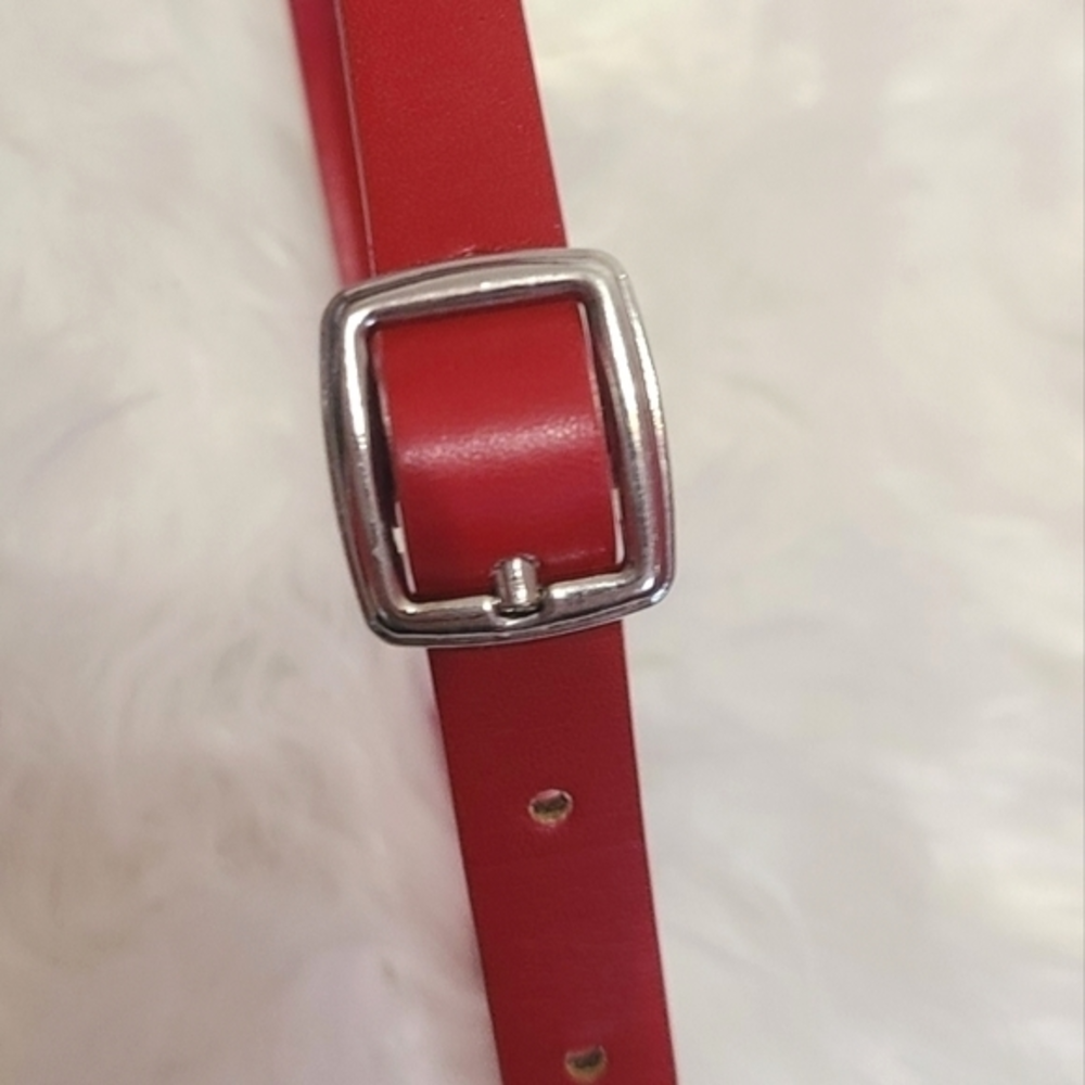 Faux leather red belt‎